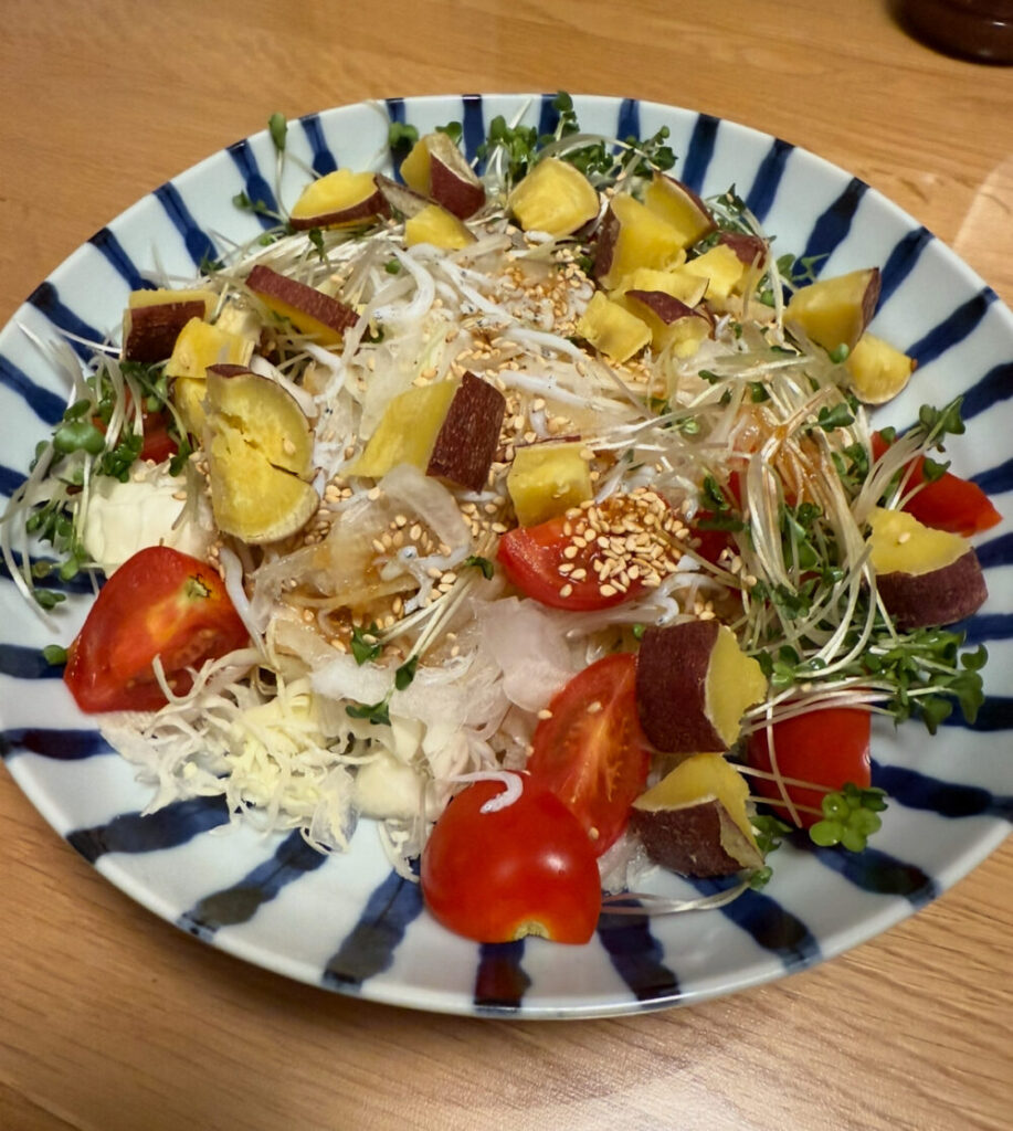 玉ねぎサツマイモサラダ