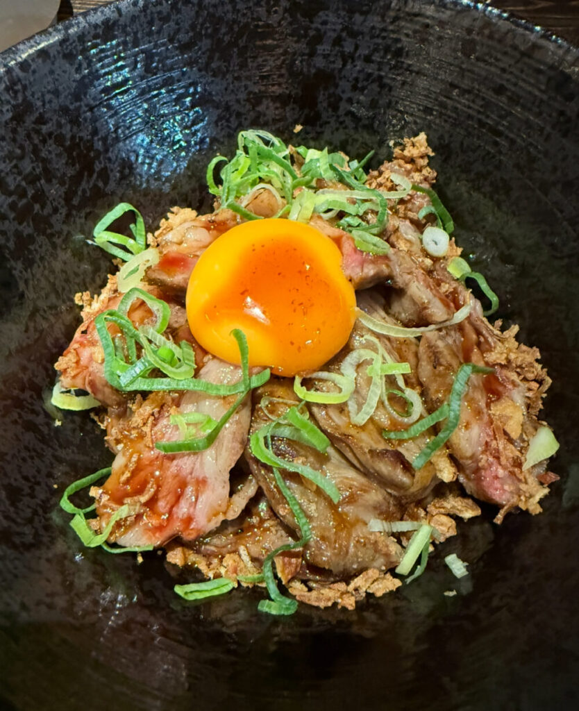 切り落とし丼(100g)