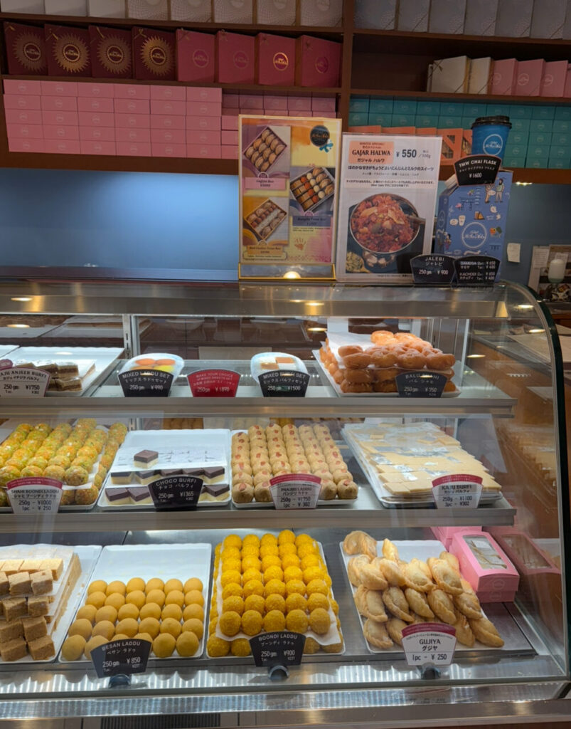 インドのお菓子ケース