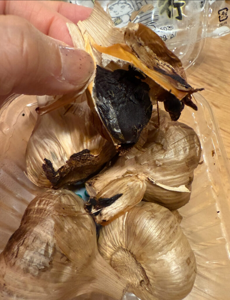 青森黒ニンニクひとかけら